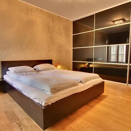 Daily - Freedom Square Apartamento *